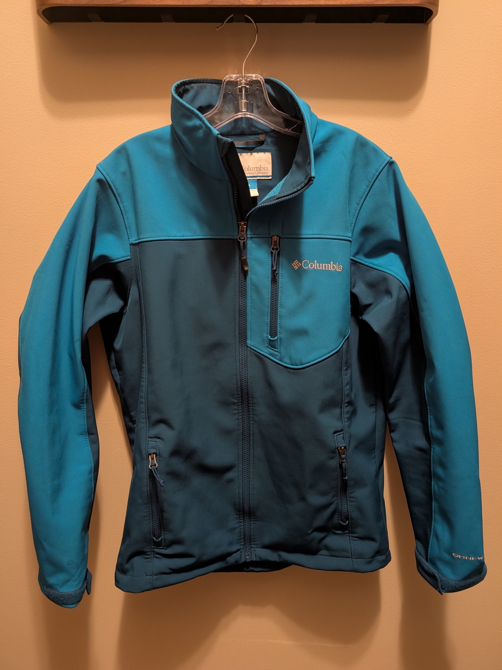 Columbia Men's Teal Softshell Jacket